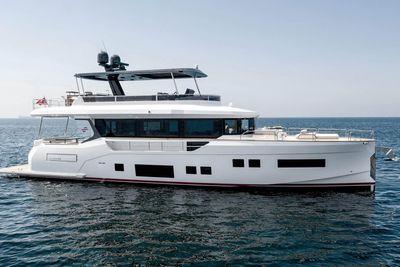 Yacht