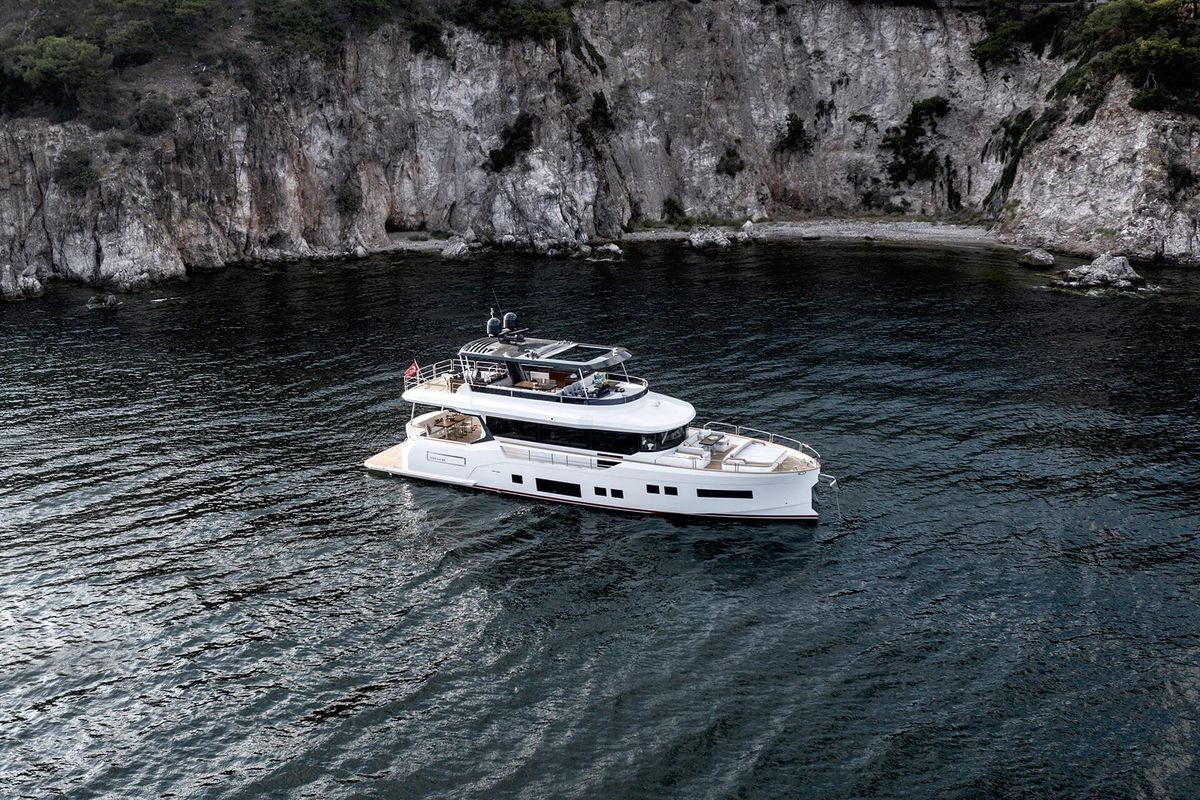 2024 Sirena 70 