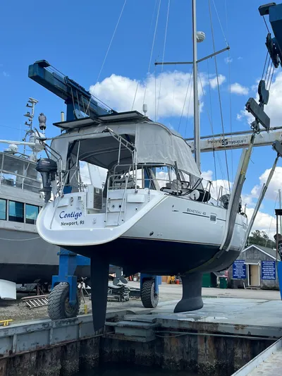  Yacht Photos Pics Beneteau 423 sailboat from 2007 in a boatyard lift, Newport, RI.