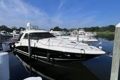 Sea Ray 450 Sundancer