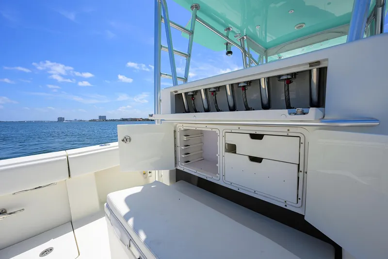 Penelope Yacht Photos Pics Sea Vee 39 PENELOPE - Cockpit