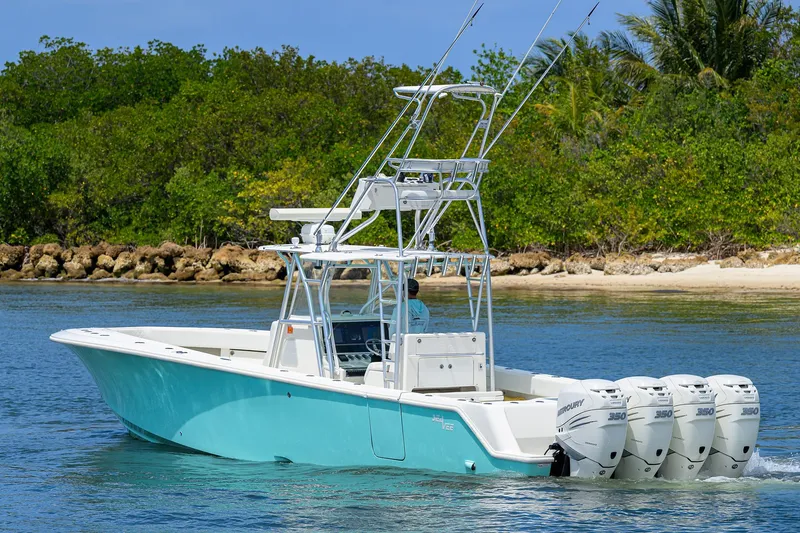 Penelope Yacht Photos Pics Sea Vee 39 PENELOPE - Port Aft Profile
