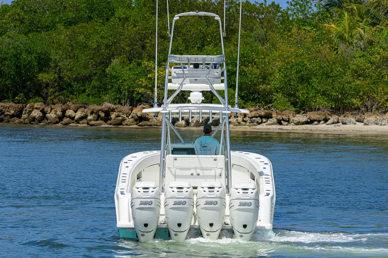 Penelope Yacht Photos Pics Sea Vee 39 PENELOPE - Aft Profile