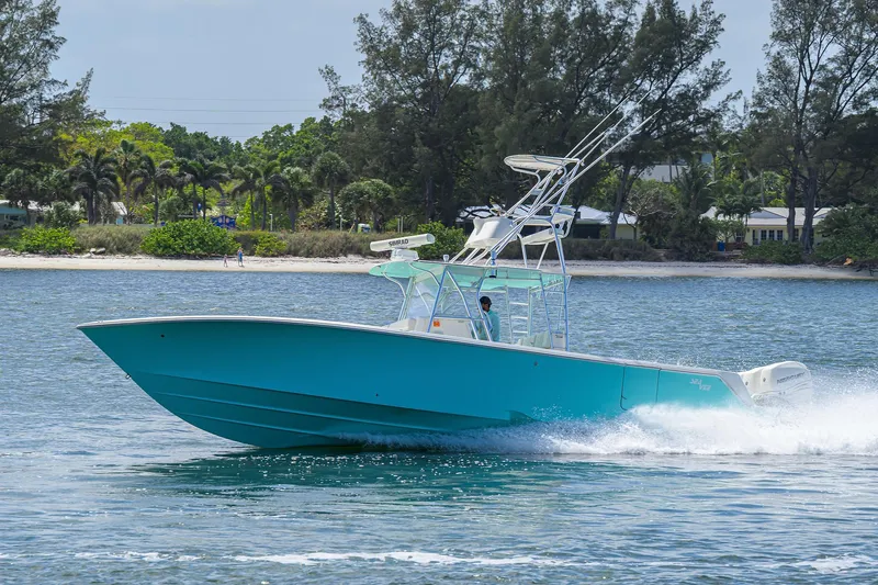 Penelope Yacht Photos Pics Sea Vee 39 PENELOPE - Port Running Shot