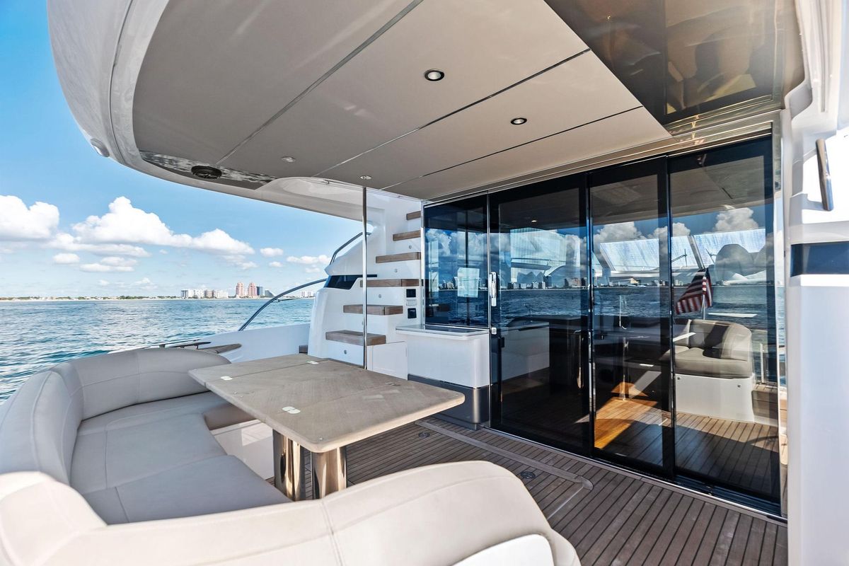 2022 Princess 55 