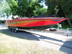 1988 Fountain 10m