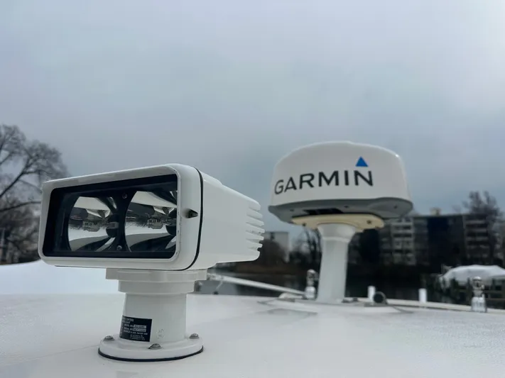 The Bounty Yacht Photos Pics Garmin radar on 2017 Pursuit S 280 Center Console.