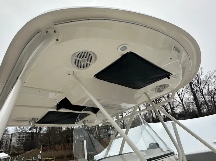 The Bounty Yacht Photos Pics 2017 Pursuit S 280 Center Console boat roof with speakers.