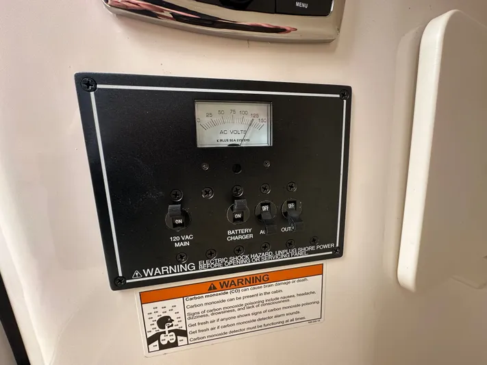 The Bounty Yacht Photos Pics Electrical control panel of Pursuit S 280 Center Console 2017.