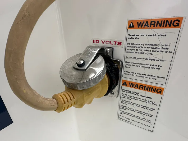 The Bounty Yacht Photos Pics 