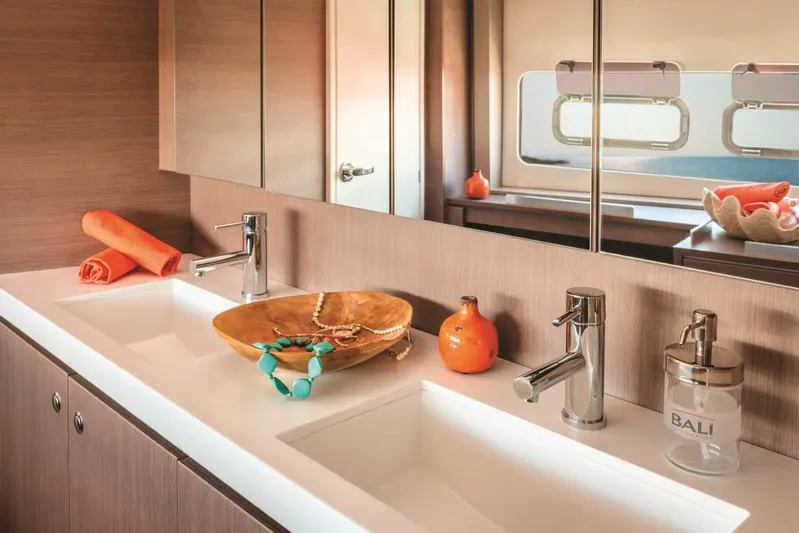 Blureverie Yacht Photos Pics 