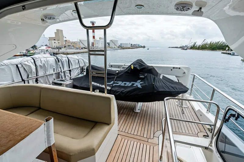 Slide Yacht Photos Pics 2015 Absolute 60 Fly - Image 30