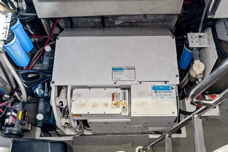 Slide Yacht Photos Pics 2015 Absolute 60 Fly - Image 73