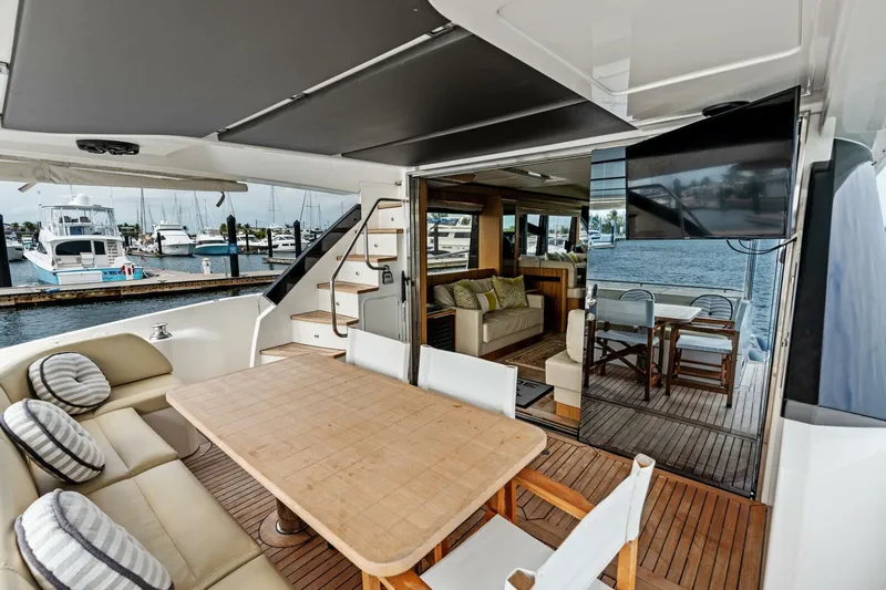 Slide Yacht Photos Pics 2015 Absolute 60 Fly - Image 20