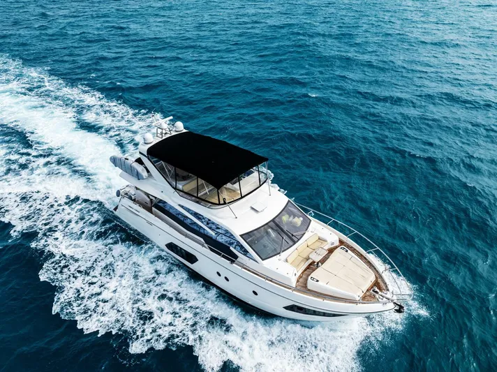 Slide Yacht Photos Pics 2015 Absolute 60 Fly - Image 3