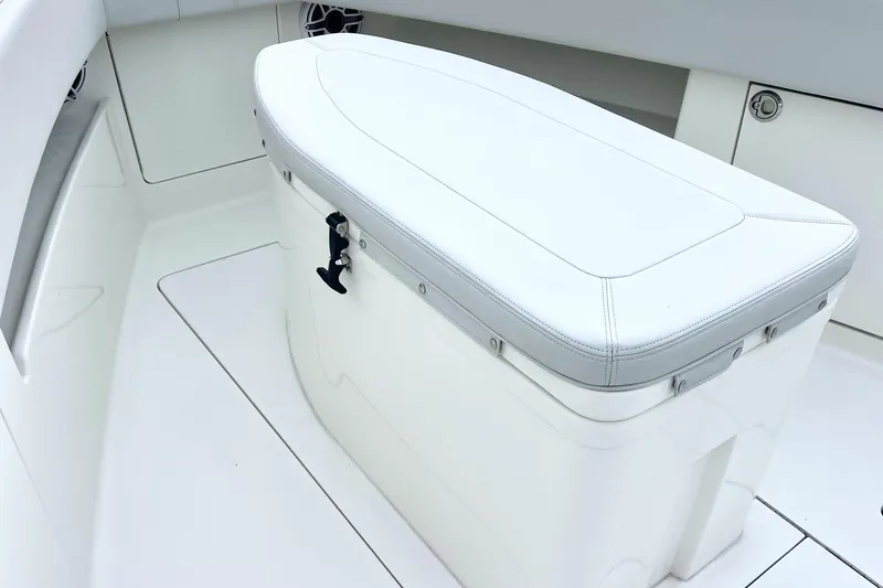  Yacht Photos Pics 2015 SeaVee 39Z boat interior with cushioned storage bench.