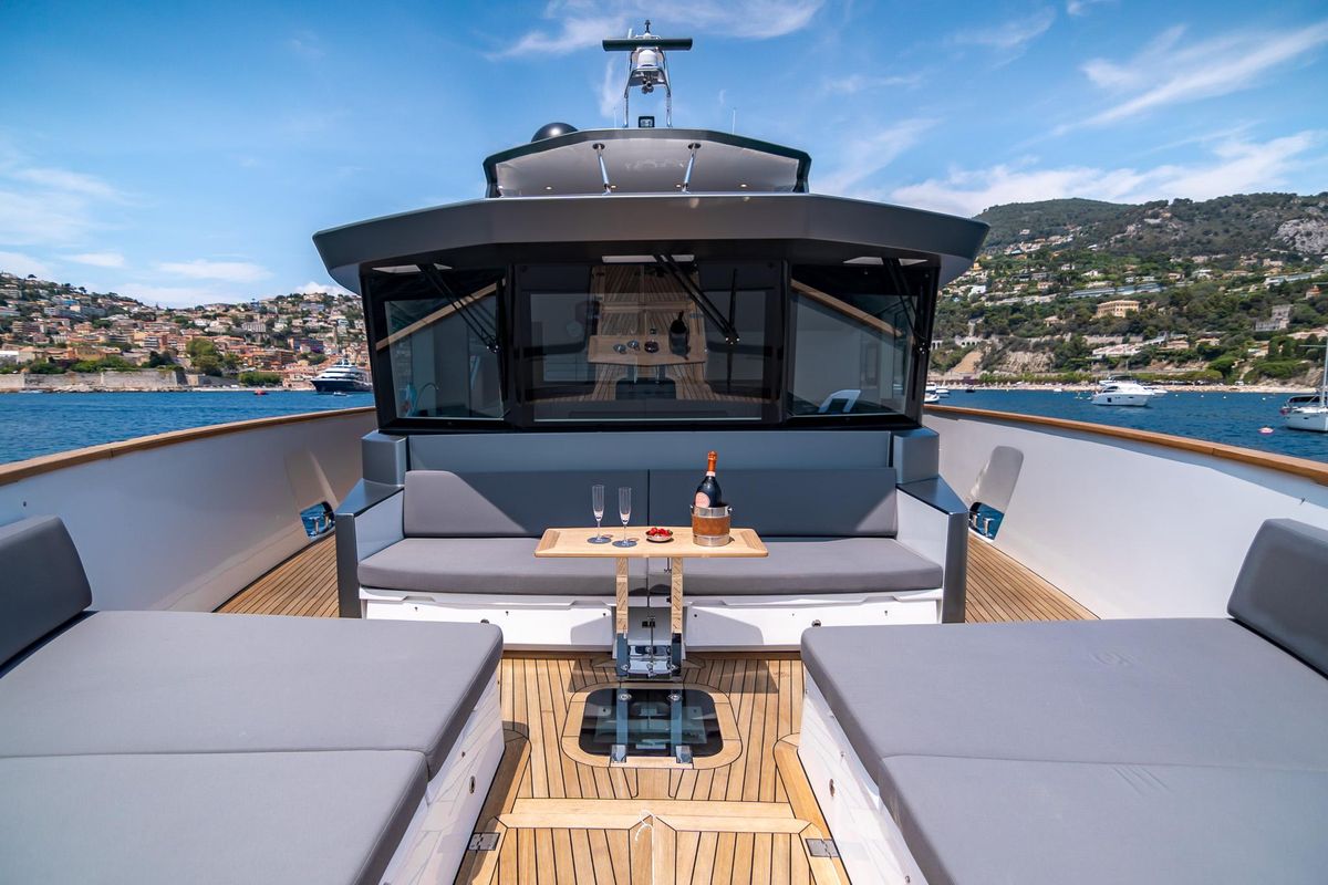2021 Numarine 85 