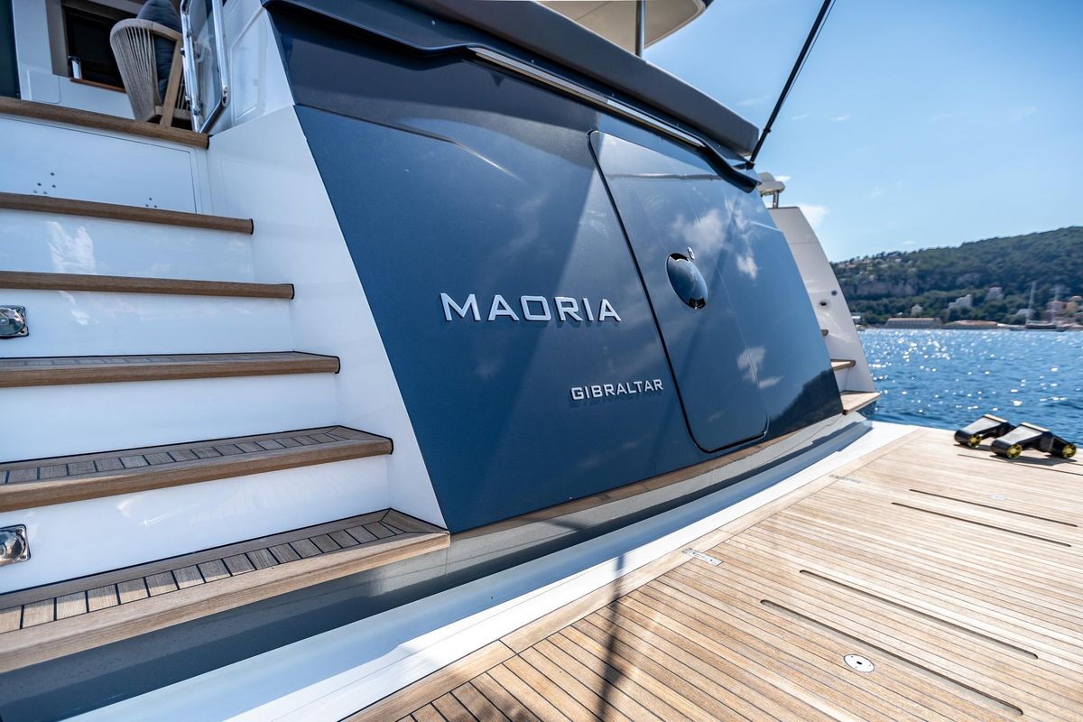 2021 Numarine 85 