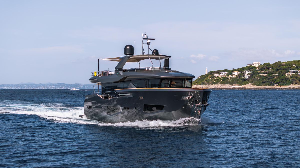 2021 Numarine 85 