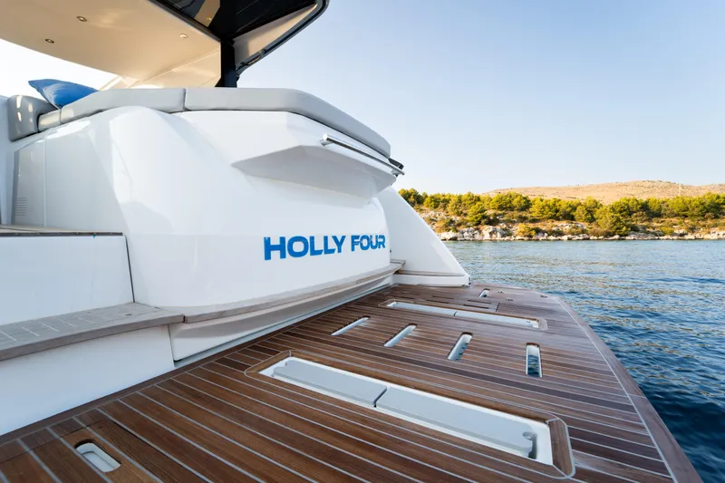 Holly Four Yacht Photos Pics 