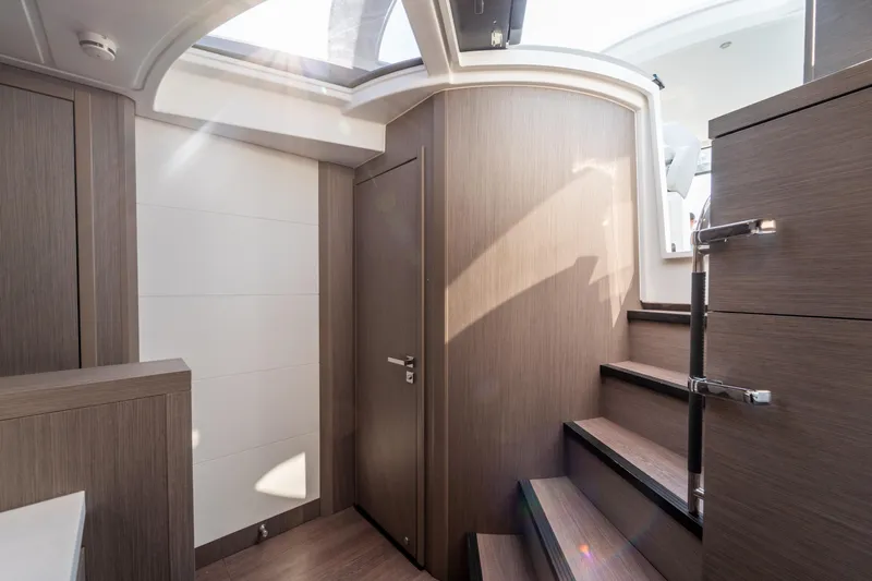 Holly Four Yacht Photos Pics 