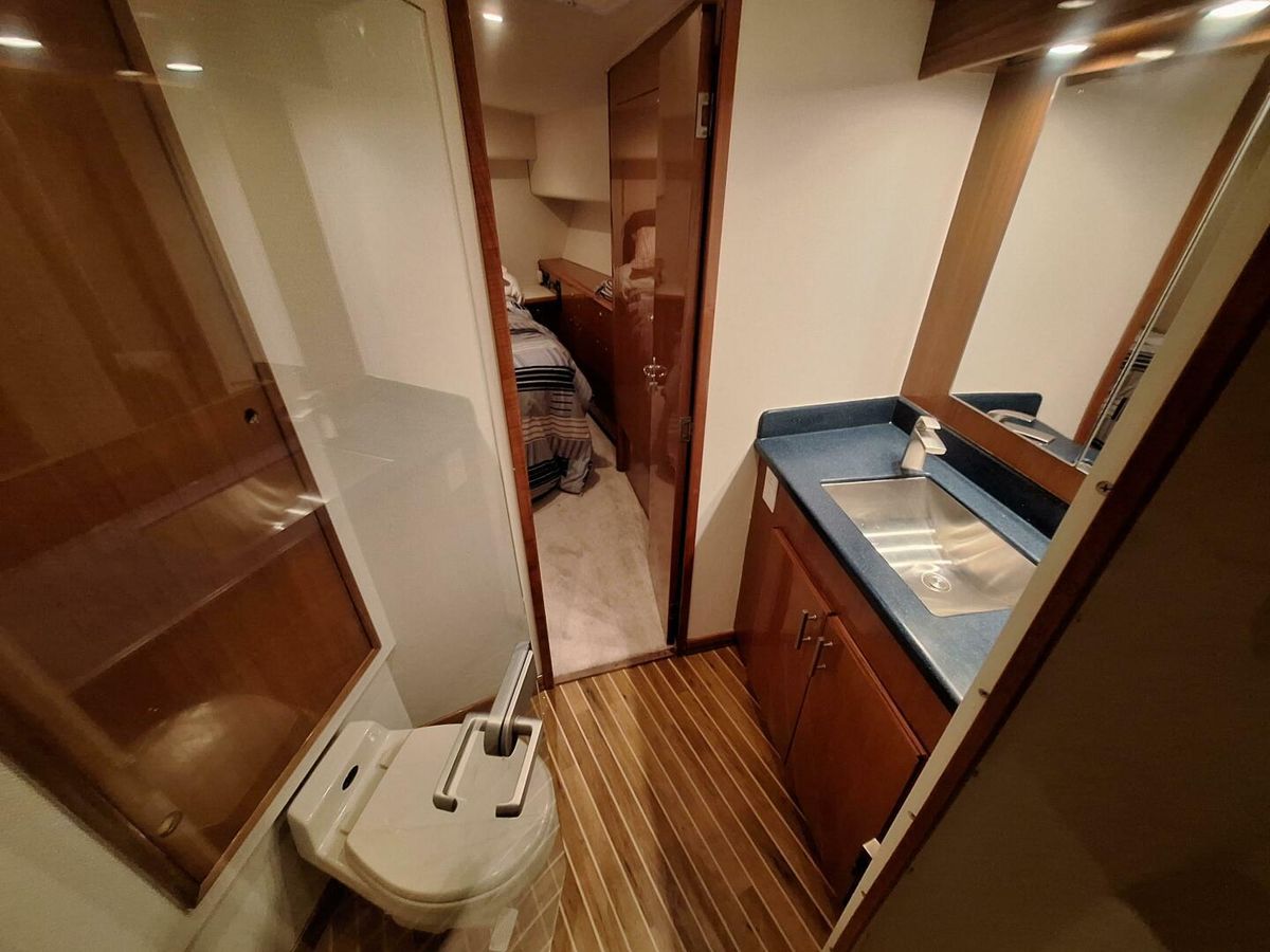 2000 Viking 55 