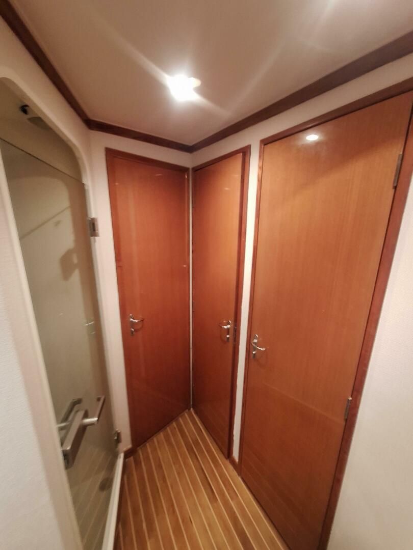 2000 Viking 55 
