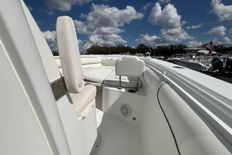  Yacht Photos Pics 2018 Sea Hunt Gamefish 30 boat with forward seating under a cloudy sky.