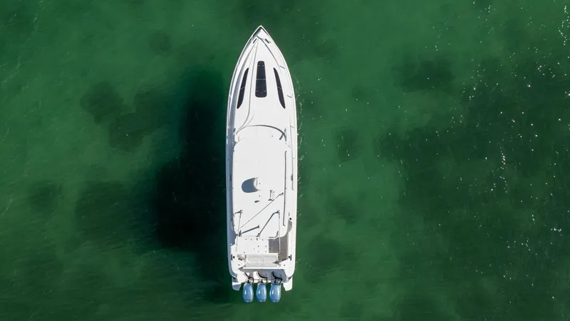  Yacht Photos Pics 2022 Intrepid 409 Valor - Image 16