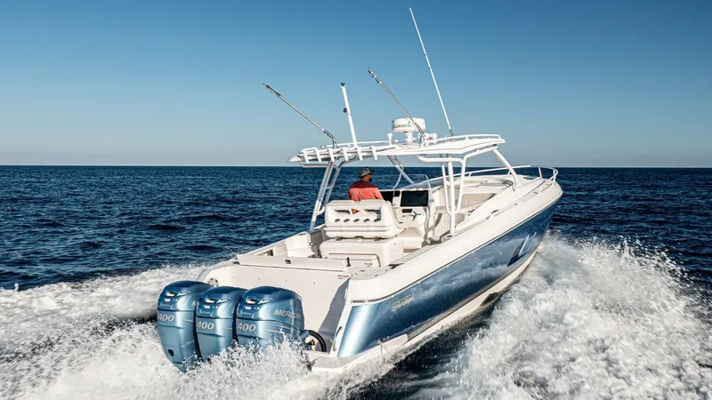  Yacht Photos Pics 2022 Intrepid 409 Valor - Image 15