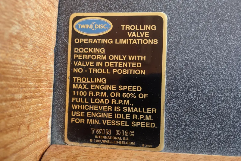 Green Goose Yacht Photos Pics Twin Disc trolling valve instructions on 1998 Nordic Tug 42 boat.