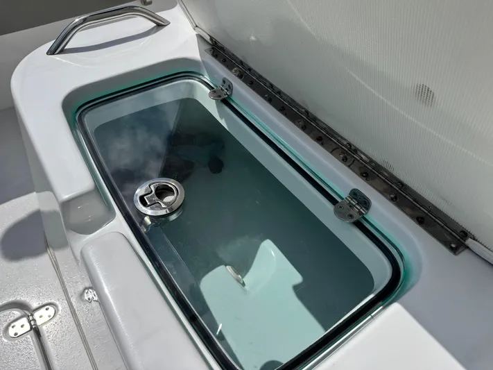  Yacht Photos Pics 2022 Cape Horn 32 T livewell with clear lid and stainless steel handle.