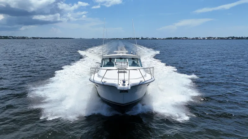 Extremely Clean Boat Yacht Photos Pics 