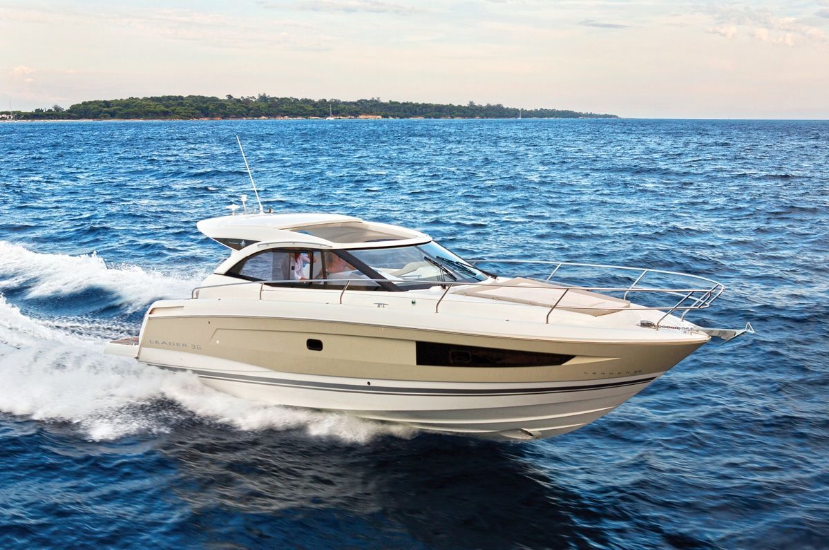 2015 Jeanneau Leader 36