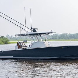Valhalla Boatworks V-33