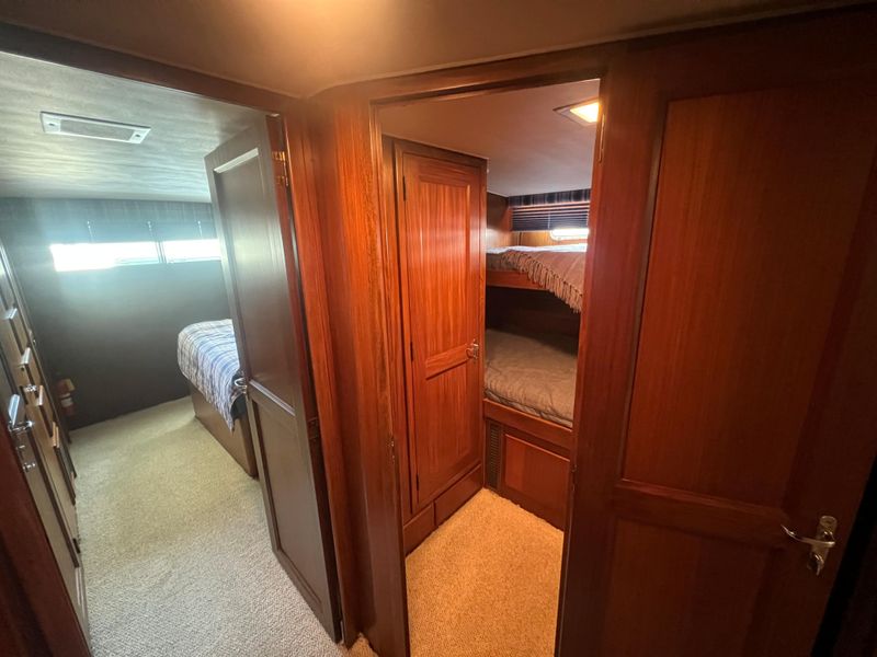 1987 Hatteras 53 Yacht Fisherman