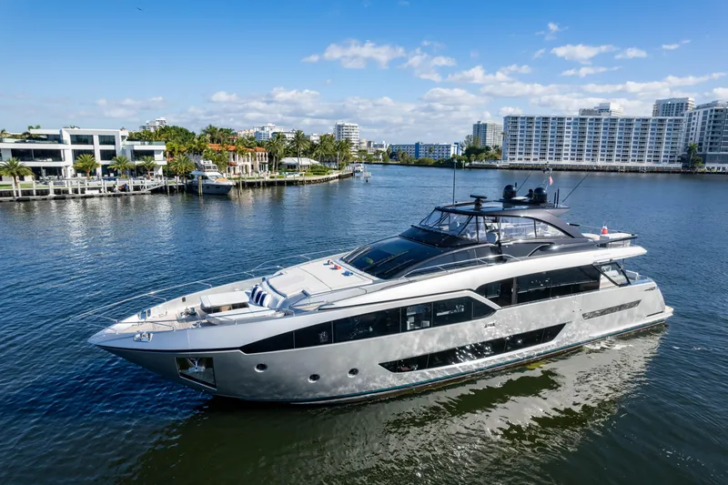 Rise Above III Yacht Photos Pics 