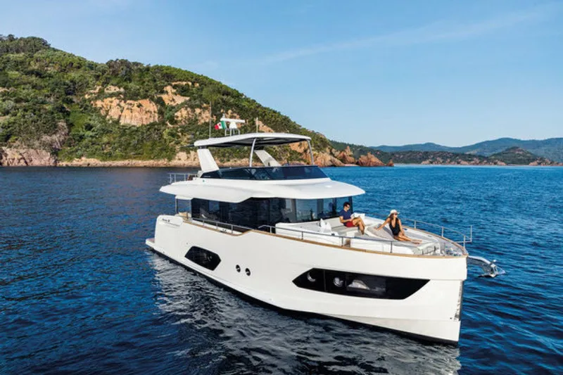  Yacht Photos Pics 2025 Absolute Navetta 58 - Image 5