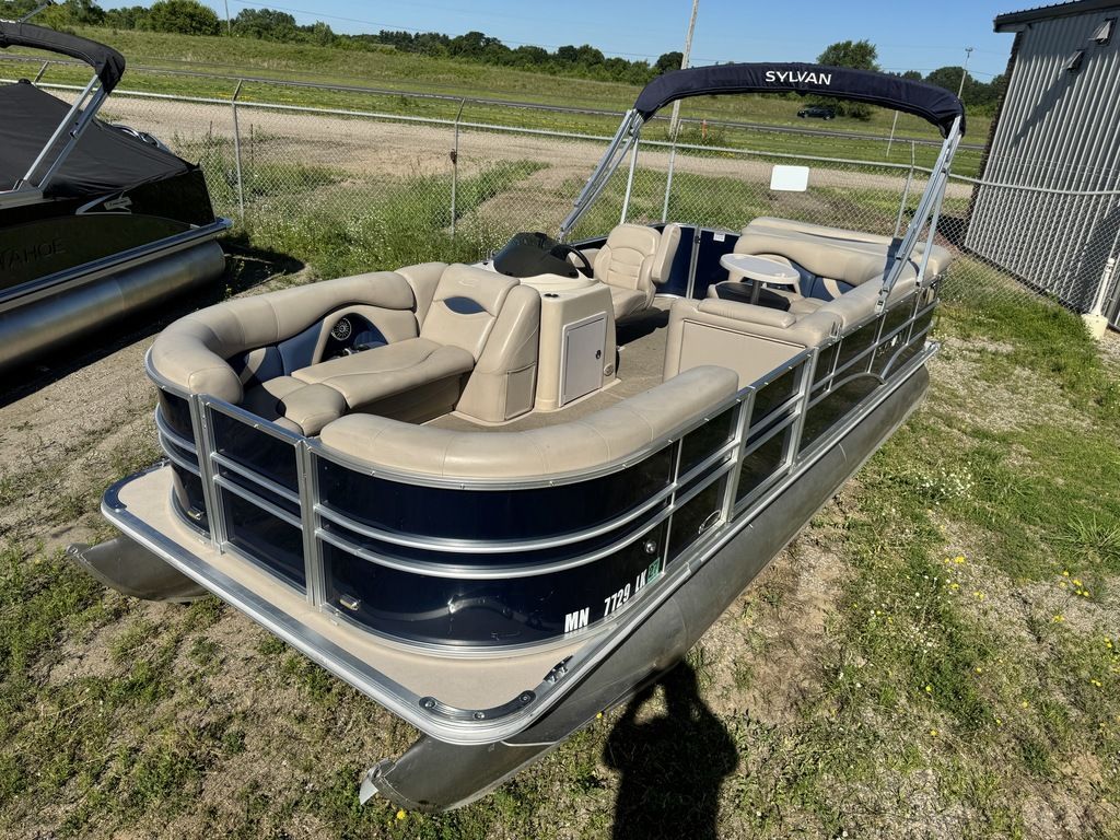 Sylvan 820 Cruise Pontoon