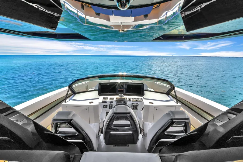  Yacht Photos Pics Luxury OKEAN 80 yacht helm with ocean view, 2021 model.