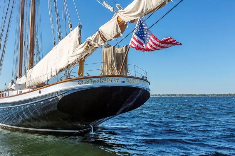 Columbia Yacht Photos Pics 