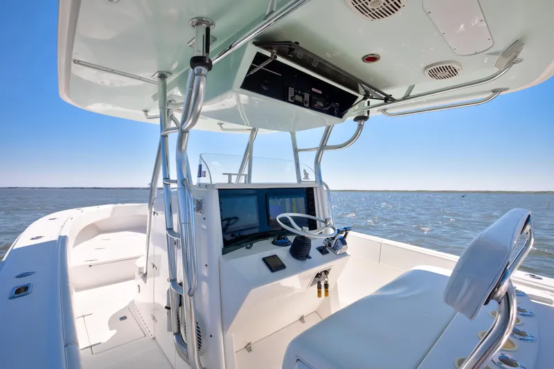 Win Won Yacht Photos Pics Venture 39 Win Won - Exterior Helm