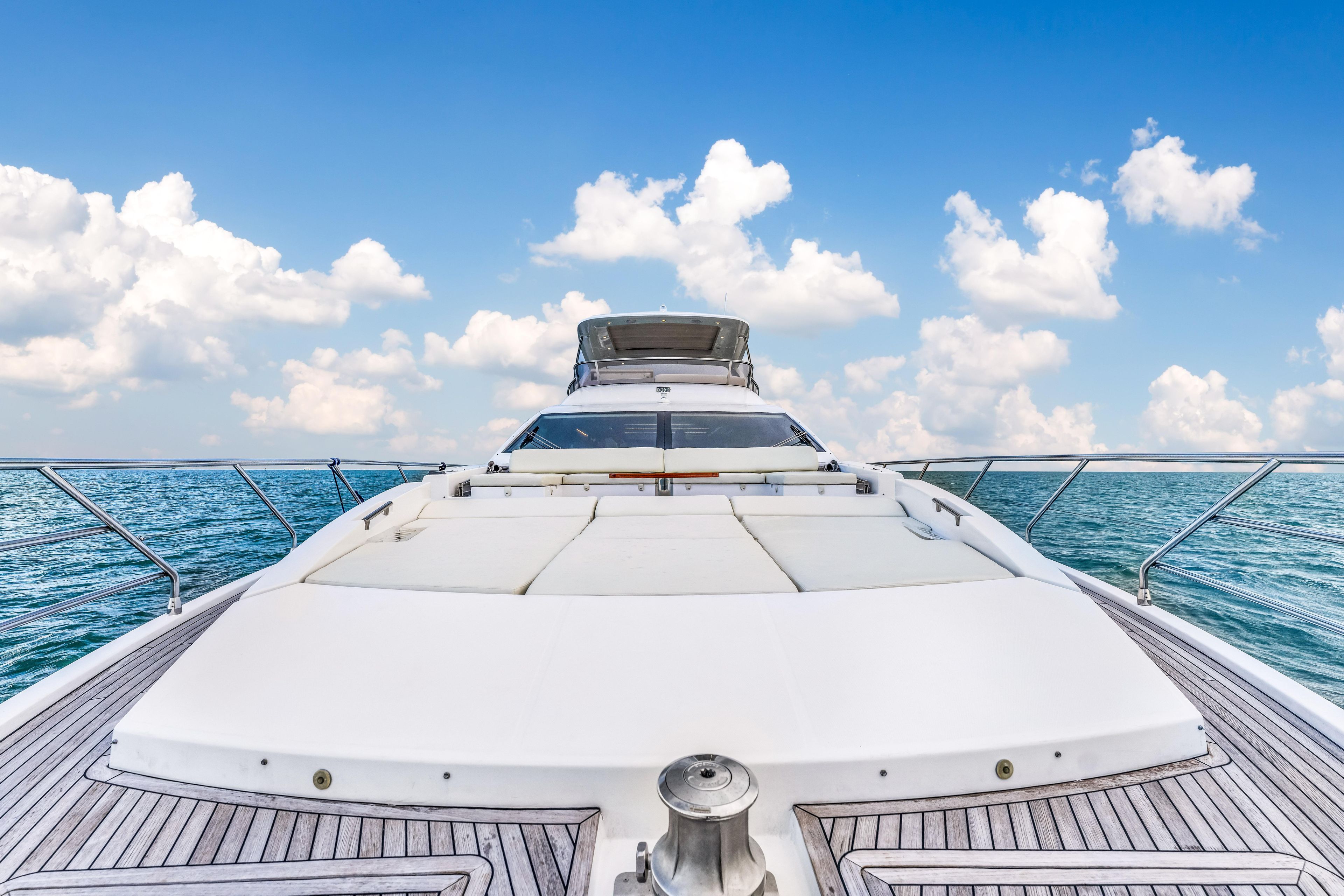 Yacht
