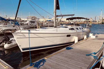 Hunter 386