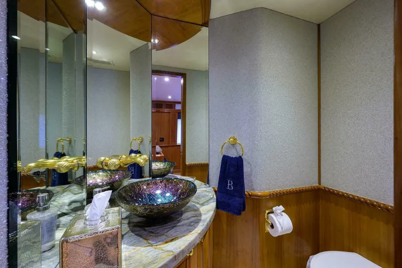 The Crown Royal Yacht Photos Pics 2003 Westship Sportfish - Image 79