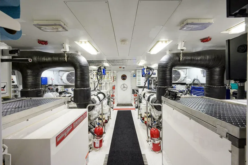 The Crown Royal Yacht Photos Pics 2003 Westship Sportfish - Image 102