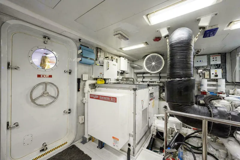 The Crown Royal Yacht Photos Pics 2003 Westship Sportfish - Image 118