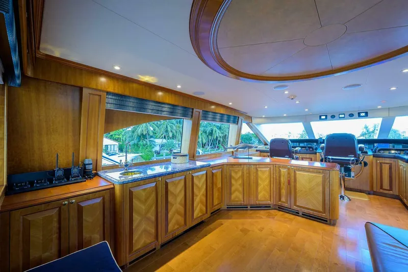 The Crown Royal Yacht Photos Pics 2003 Westship Sportfish - Image 64