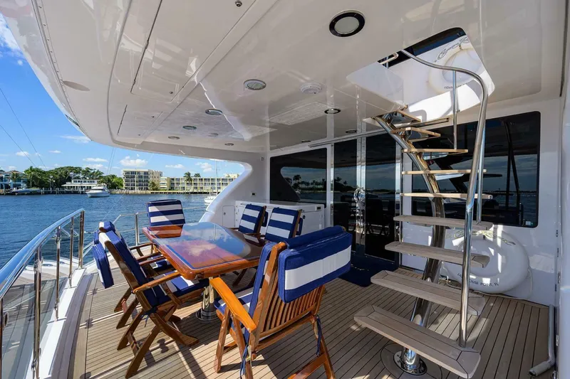 The Crown Royal Yacht Photos Pics 2003 Westship Sportfish - Image 34