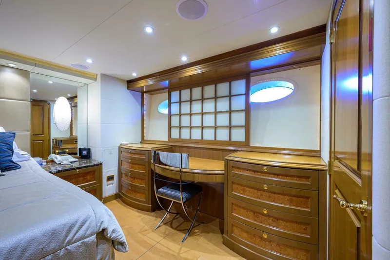 The Crown Royal Yacht Photos Pics 2003 Westship Sportfish - Image 99